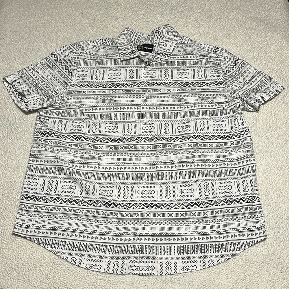 Patterned Casual Button Down Shirt